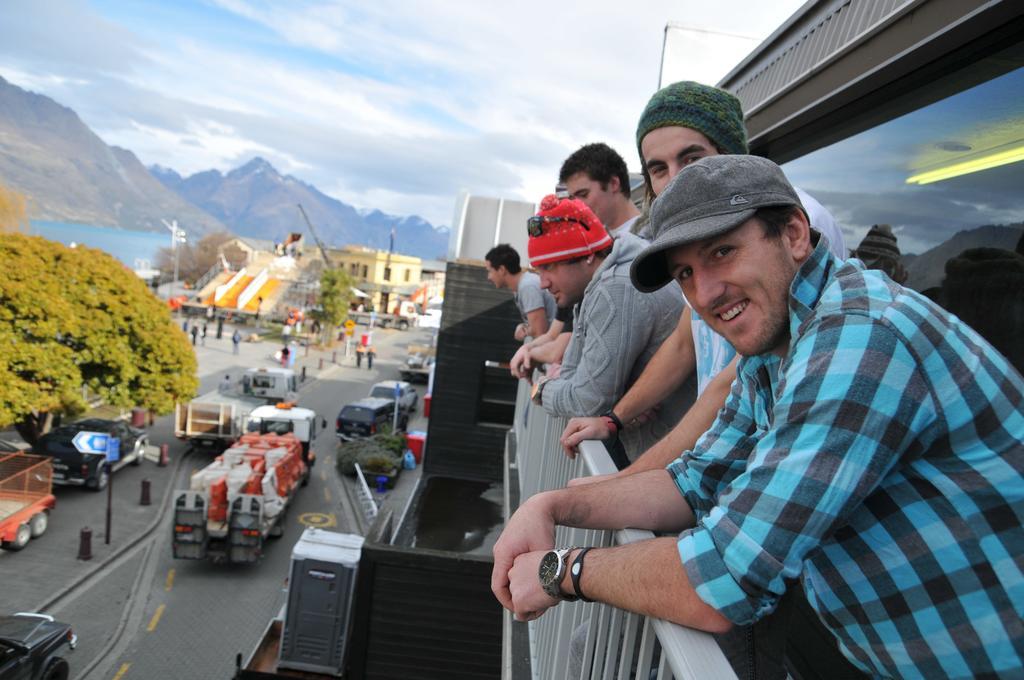 Yha Queenstown Central Hostel Exterior photo